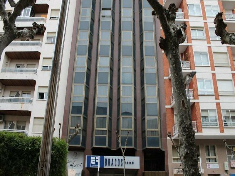Hotel Los Bracos Logroño Esterno foto